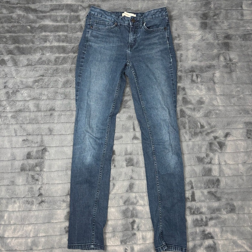 Calvin Klein Jeans Ultimate Skinny Medium Wash Denim Blue Jeans Womens 4x30